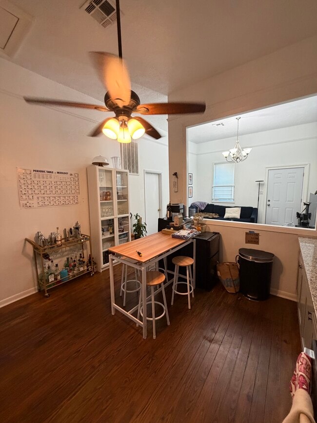 Building Photo - 1126 Cherokee St