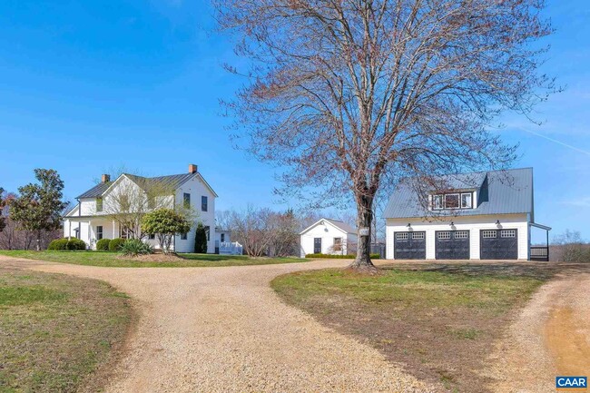 Building Photo - 870 Millers Cottage Ln