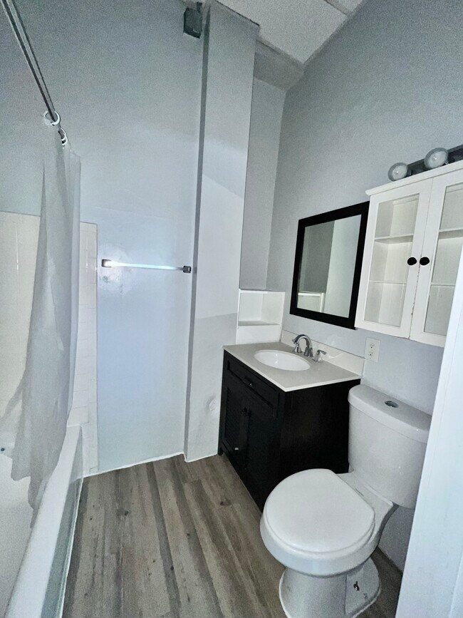 Foto del edificio - San Rafael Apartments