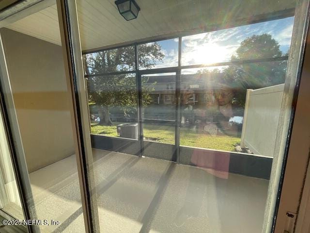 Foto del edificio - 13026 Sunset Lake Dr