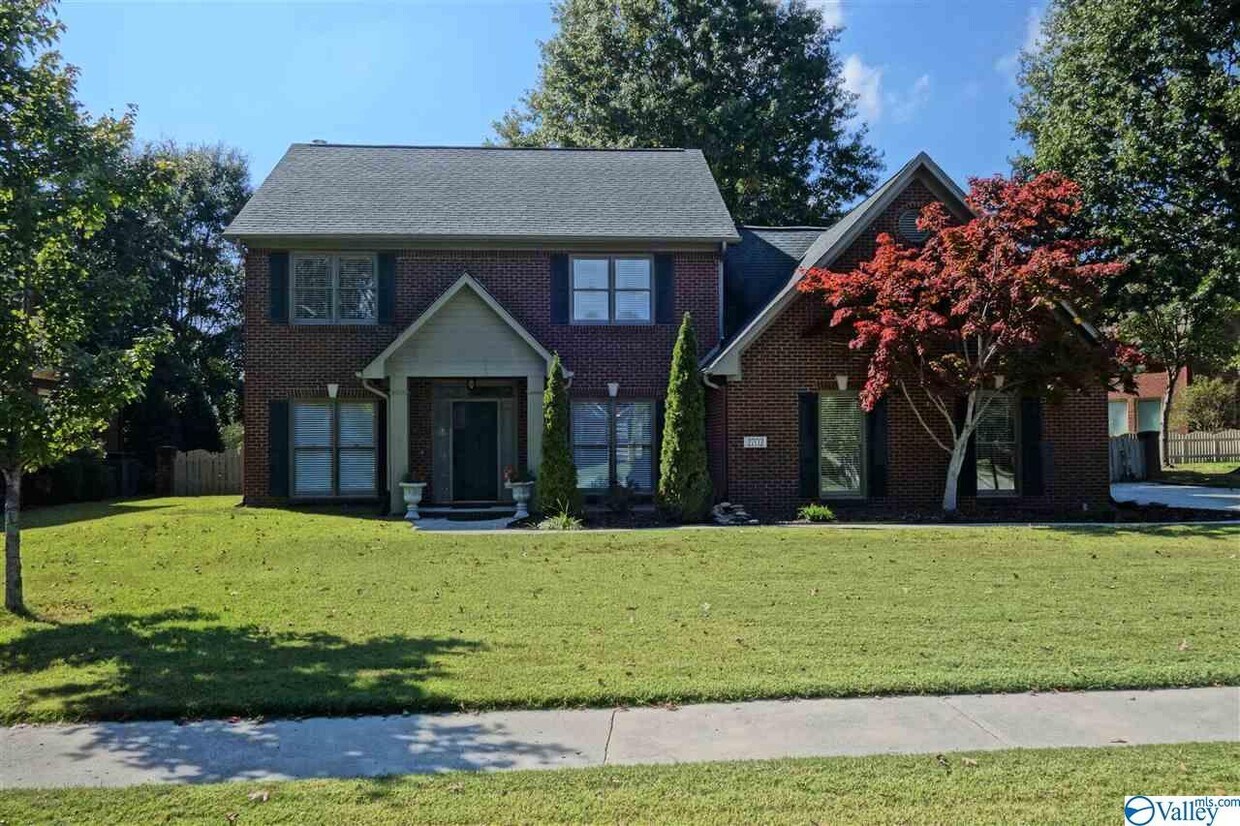 Foto principal - 2702 Bransford Trail