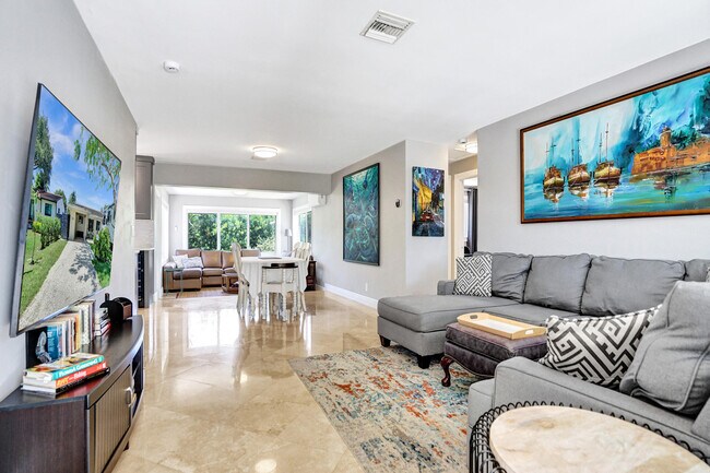Foto del edificio - 1041 SW 32nd St