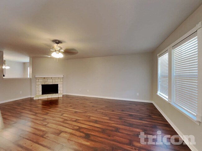 Foto del edificio - 529 Blue Sage