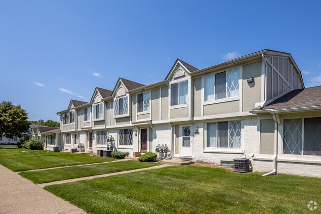 Exteriors - Beachwood Townhomes
