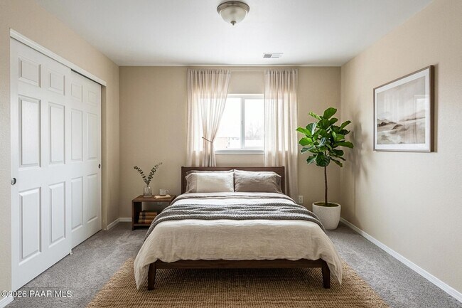 Foto del edificio - 8430 E Leigh Dr