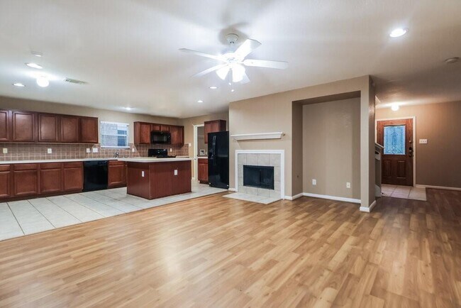 Foto del edificio - 16135 Cole Bridge Ln