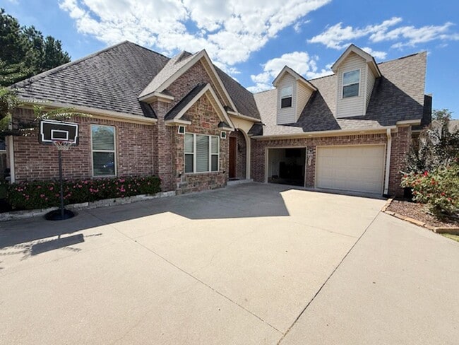 Building Photo - Home for Rent in Hot Springs!