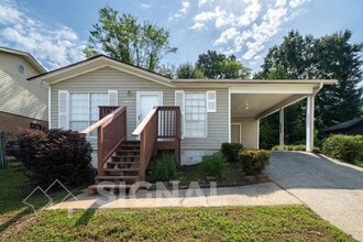 Building Photo - 1827 Huntington Dr