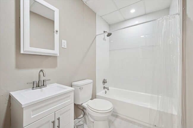 Building Photo - 2110 Orthodox St