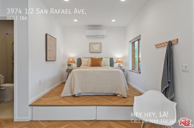 Foto del edificio - 3974 1/2 San Rafael Ave, -
