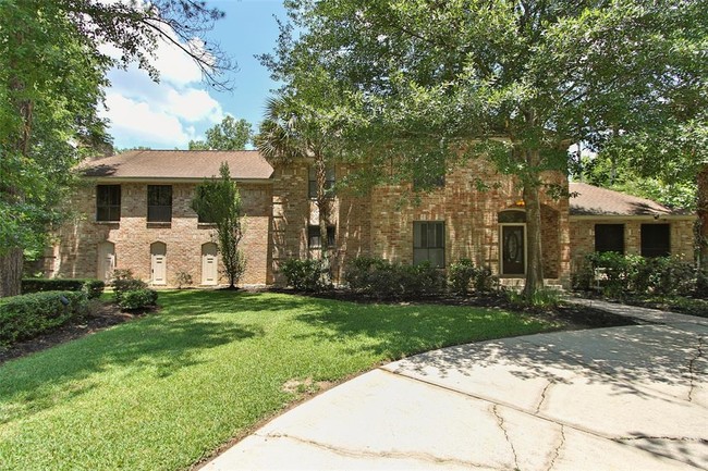 Building Photo - 1922 Grand Valley Dr