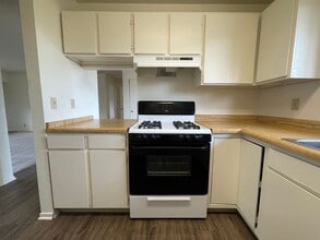 Building Photo - 9339 Musselman Dr