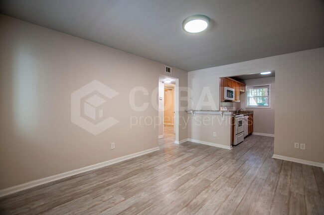 Photo - 271 Glen Iris Dr NE Apartment