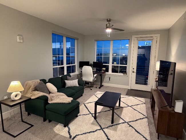 Foto del edificio - 8700 E 116th St