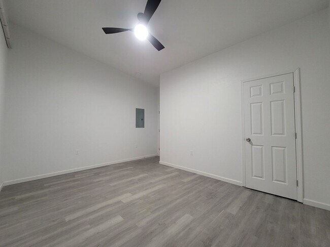 Foto del edificio - 2904 4th St