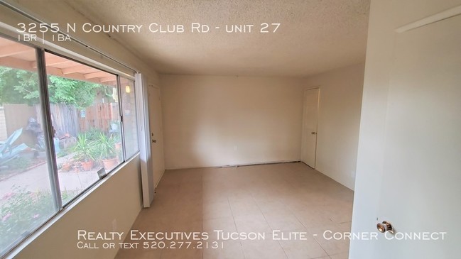 Building Photo - Country Club Rd & Fort Lowell - Available now