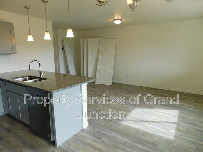 Building Photo - 2351 Zion Rd