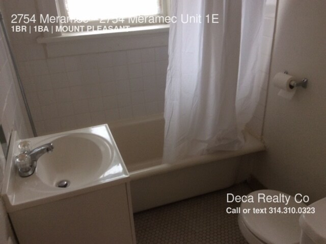 Building Photo - 2754 Meramec St
