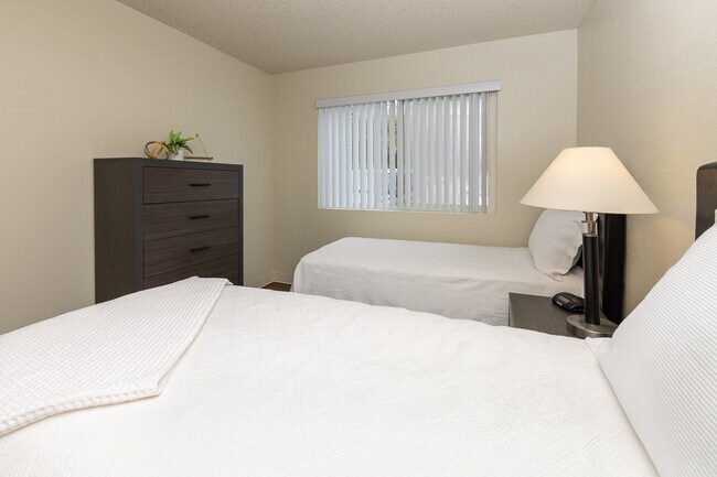 Guest Bedroom - Park On Virginia
