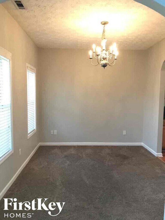 Building Photo - 7614 Crestwicke Crossing Dr