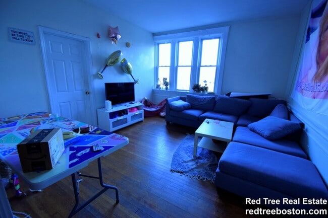 Photo - 318 St Paul St Apartment