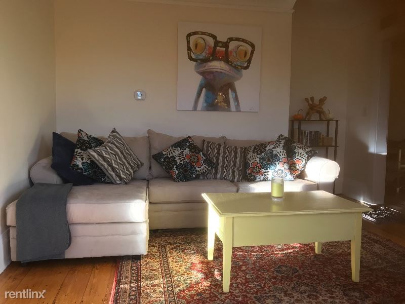 Primary Photo - 10 Danube St