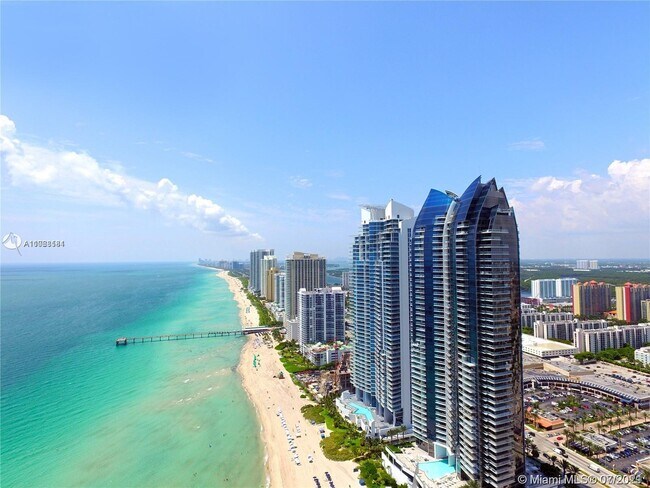 Foto del edificio - 17001 Collins Ave
