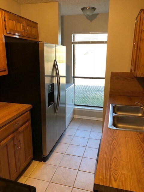 Photo - 211 Tejas Dr House