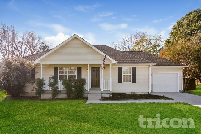 Building Photo - 1135 Mahogany Trail