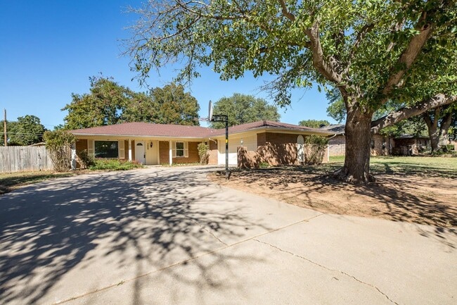 Foto del edificio - 1046 Jan Lee Dr