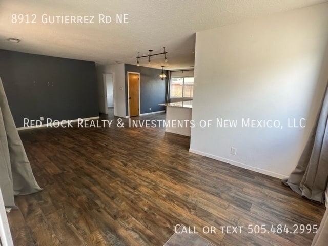Primary Photo - 3 bedroom home on East Side of ABQ!