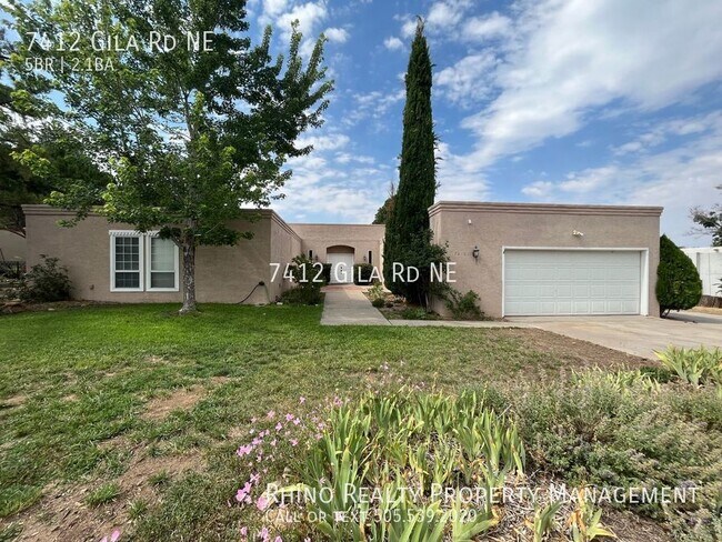 Building Photo - Spacious 5 Bedroom 2.5 Bathroom Located in...