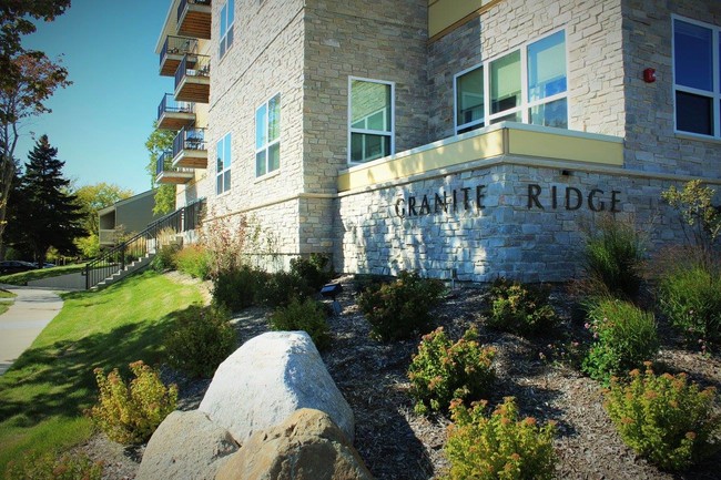 Foto del edificio - Granite Ridge Apartments