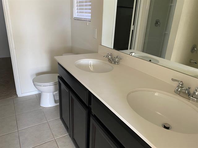 Building Photo - 3112 Montserrat Creek Dr
