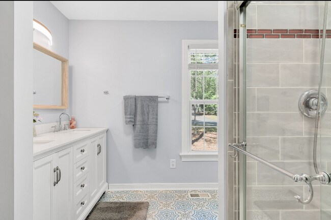 Foto del edificio - 6825 Fieldwood Rd