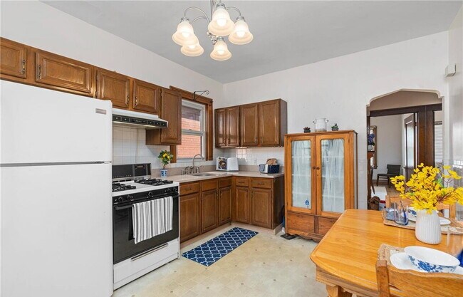 Building Photo - Experience Elevated Living