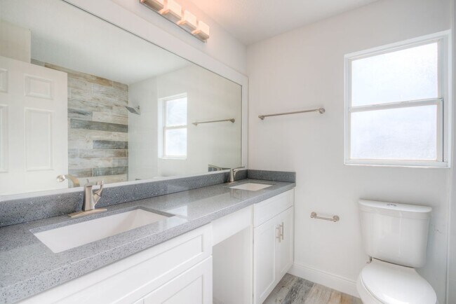 Building Photo - 14610 Astina Way