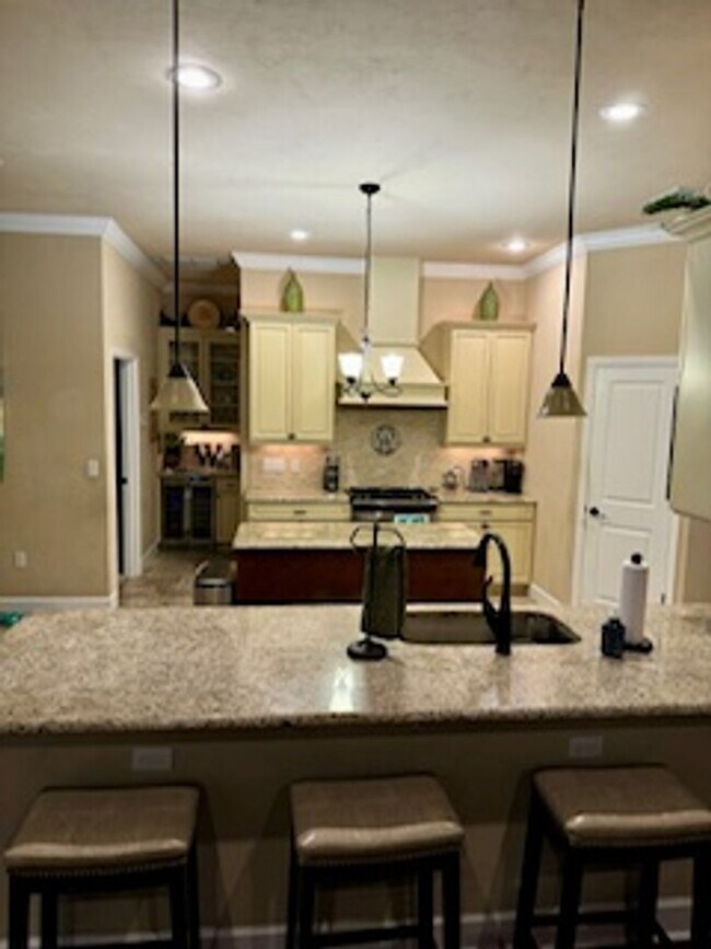 Building Photo - Immaculate Longleaf 4/3 with Office