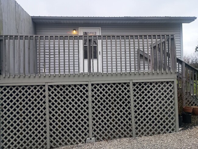 Foto del edificio - 313 Burnett Station Rd