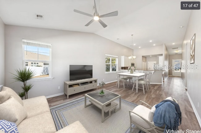 Building Photo - 320 Corn Ml Wy