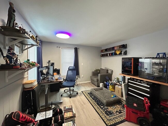 Building Photo - 70 Francis St