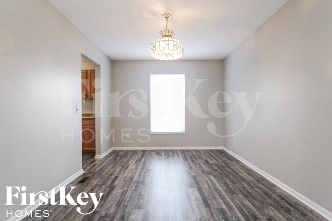 Building Photo - 7474 Carnation Ln