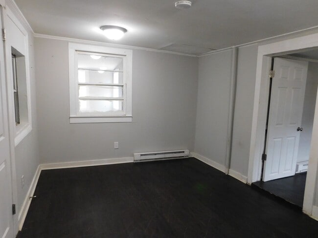 Building Photo - 3 bedroom 1 bath in Elizabeth City