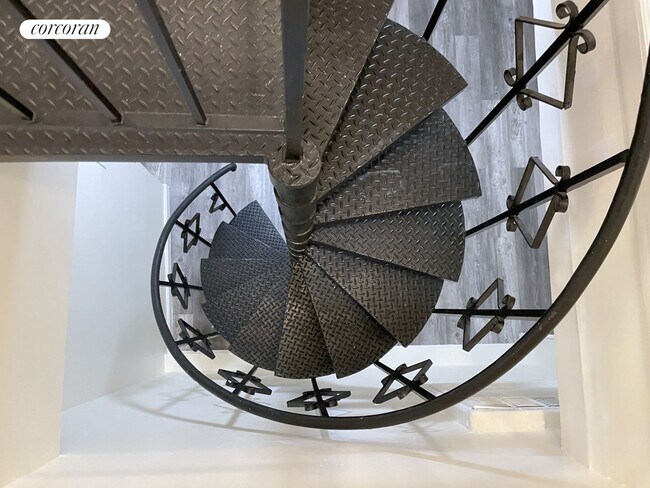 Foto del edificio - 113 W 82nd St