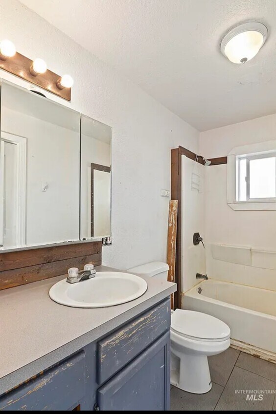 3250 N 2300 E Unit C, Twin Falls, ID 83301 Apartments in Twin Falls