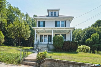 Building Photo - 106 Myrtle Ave