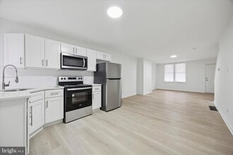 Building Photo - 227 Berkley St
