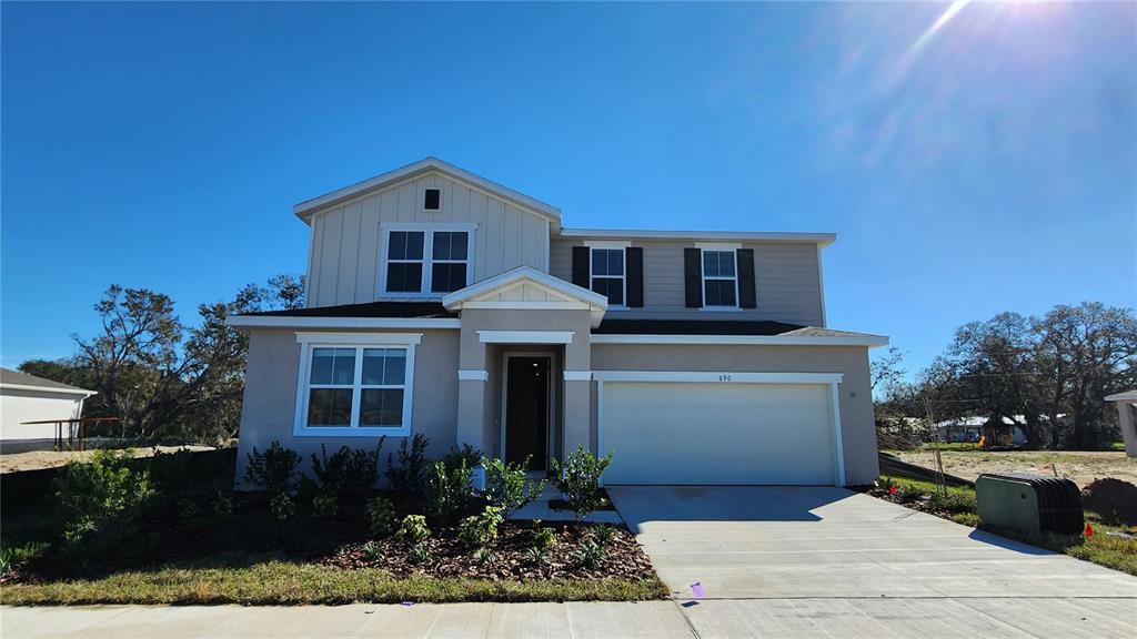 Foto principal - 690 Heritage Sq Dr