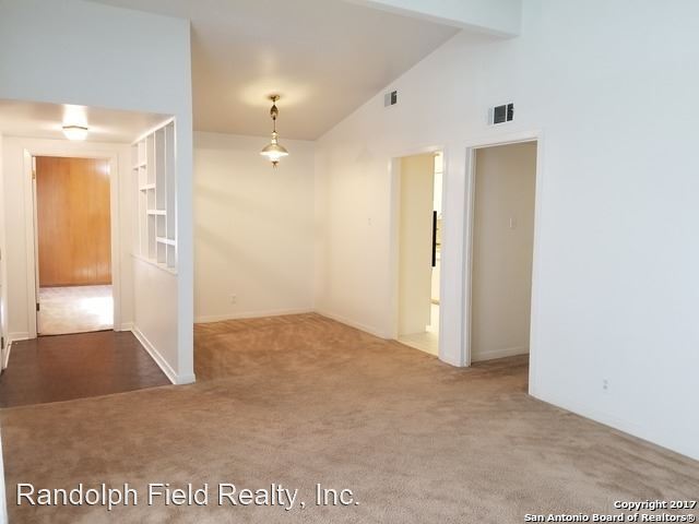 Building Photo - 4 br, 2 bath House - 214 BEECHWOOD