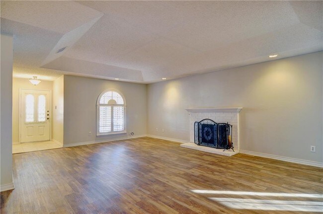 Building Photo - 4087 Hidden View Cir